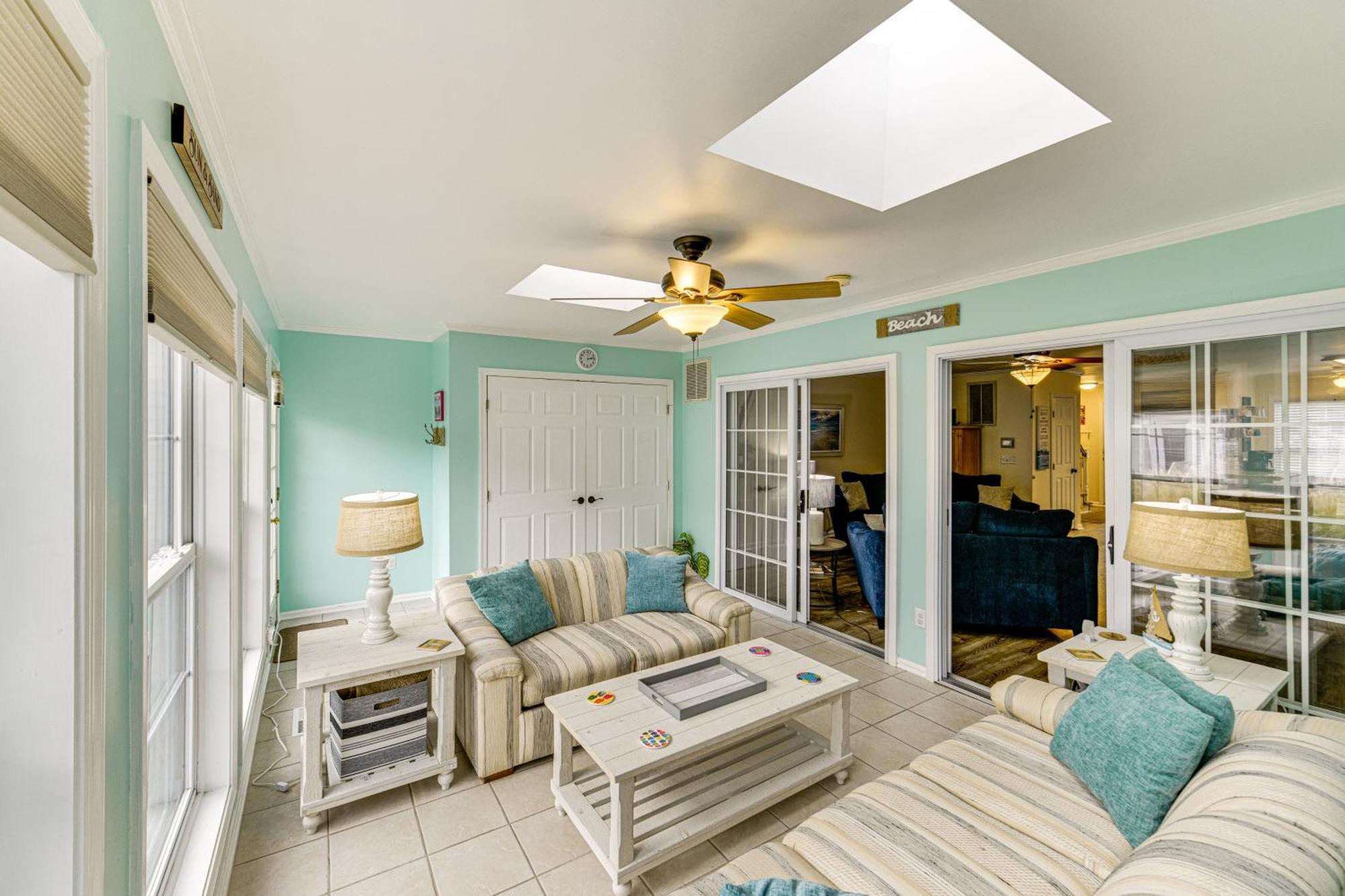 Luxe Updated Resort Escape Less Than 2 Mi To Rehoboth Beach Kültér fotó